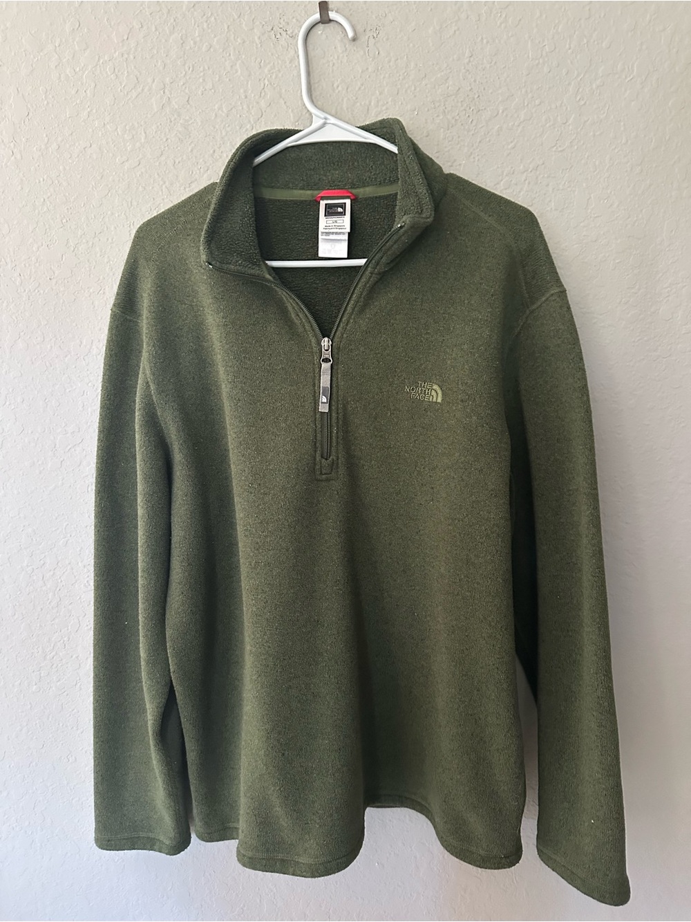 The North Face men’s quarter zip fleece olive green top Sz L EUC